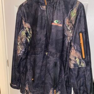 Mossy Oak Camo winter proof jacket  - Black and Green